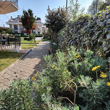 Fethiyede Havuzlu Sitede Apartment *