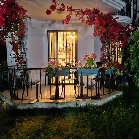 Апартаменты Fethiyede Havuzlu Sitede *